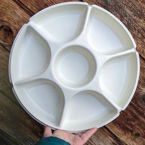 Tupperware veggie & dip tray, with lid